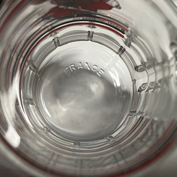 Mini-mug Shot Glass Canada Bear Mountie Red Black 2oz France - Picture 12 of 13